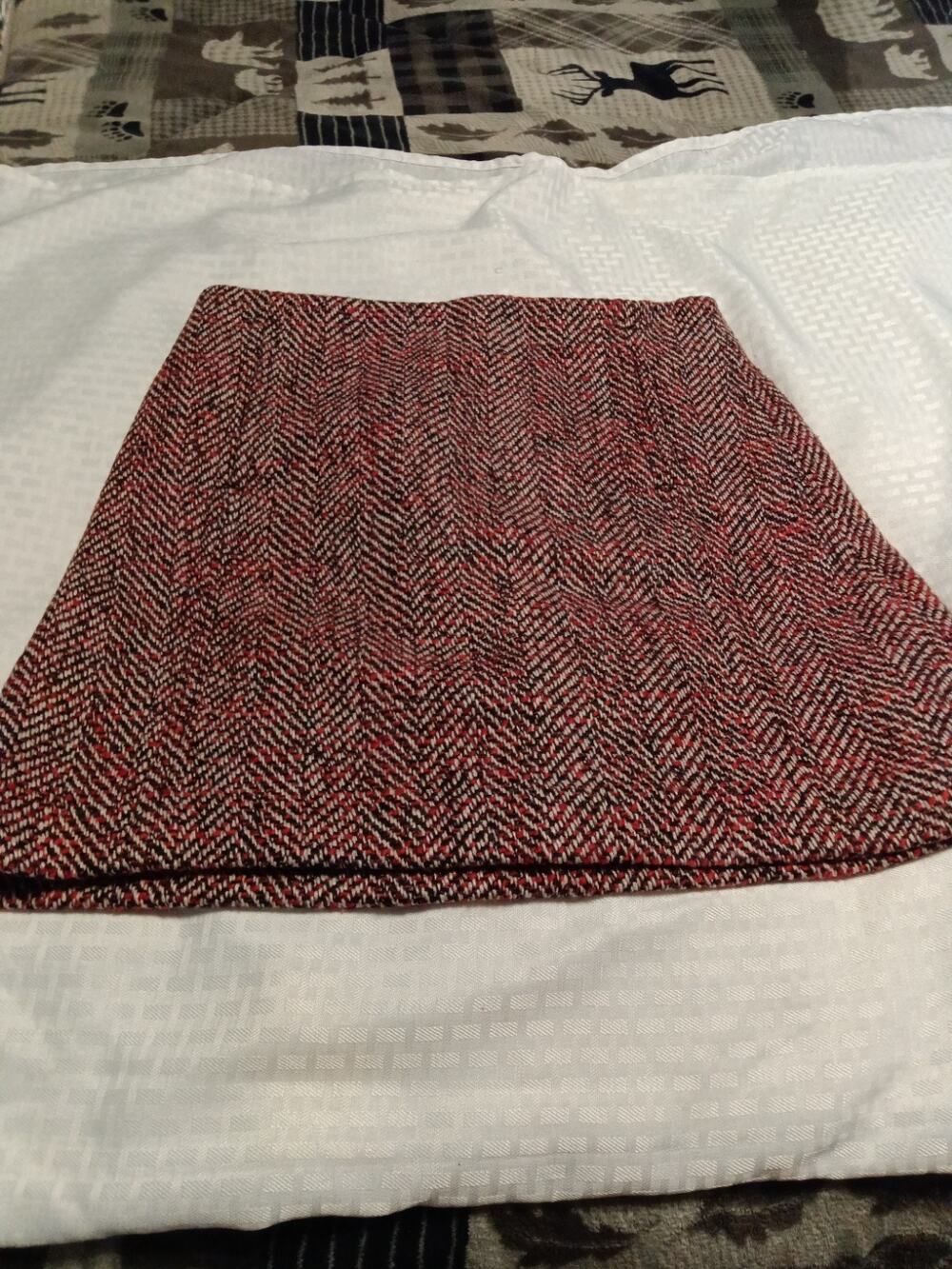 Ann Taylor LOFT Red Tweed Skirt pockets Herringbone Fall Winter Womens Size 8